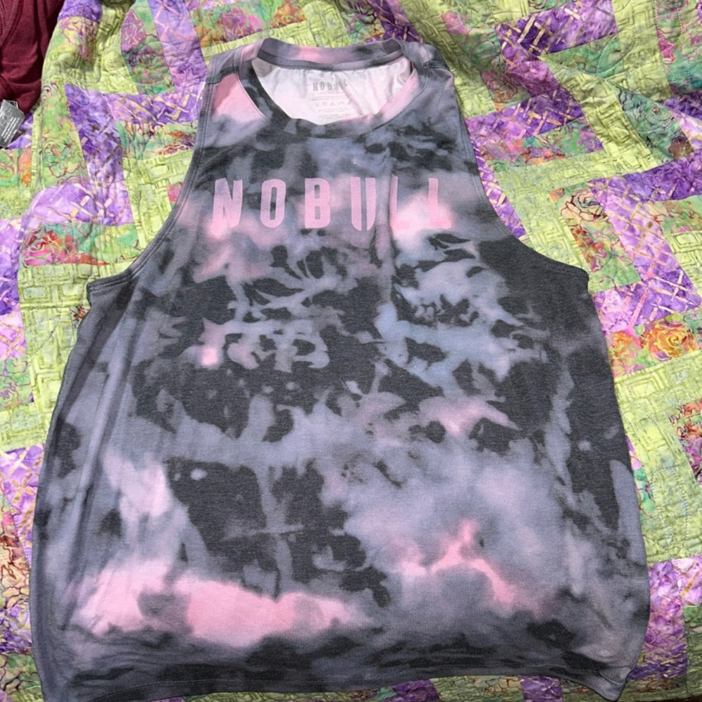 NOBULL tank size M great condition! Full length